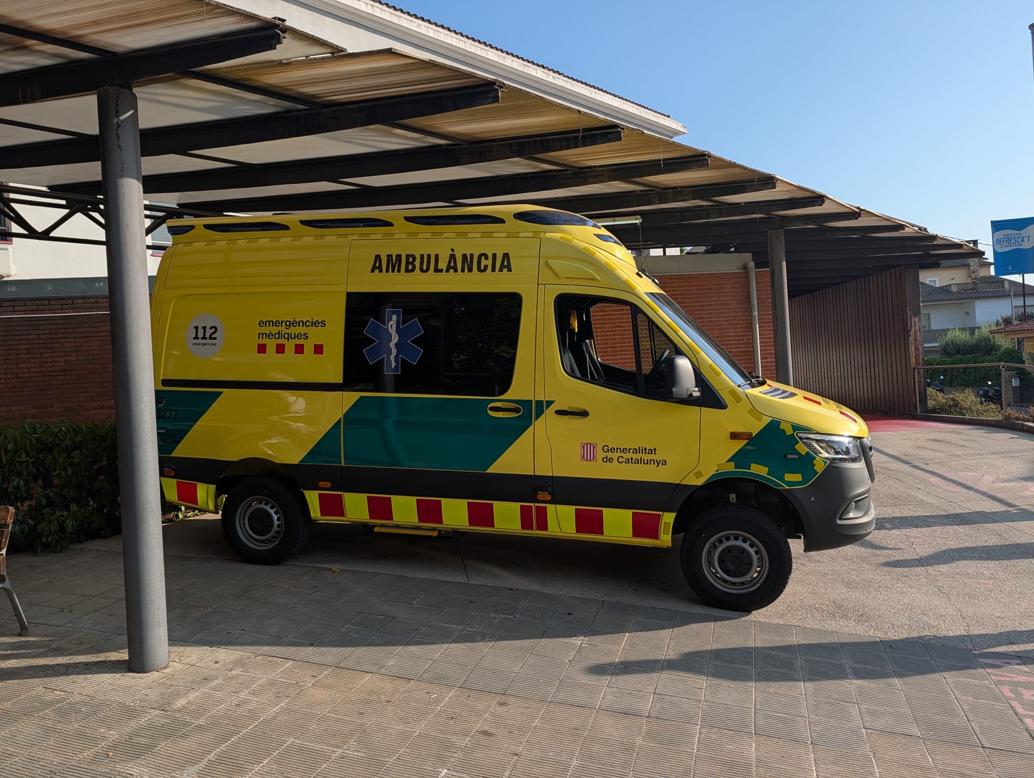 nova ambulància sem 4x4